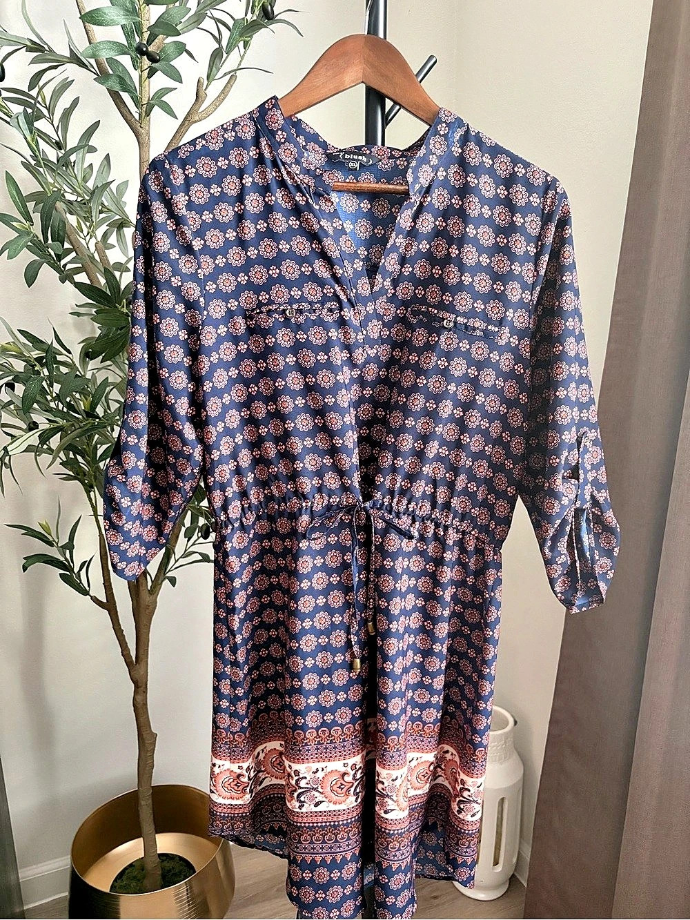 Hint of Blush Floral Midi Dress in Blue & Pink Size XL Like New